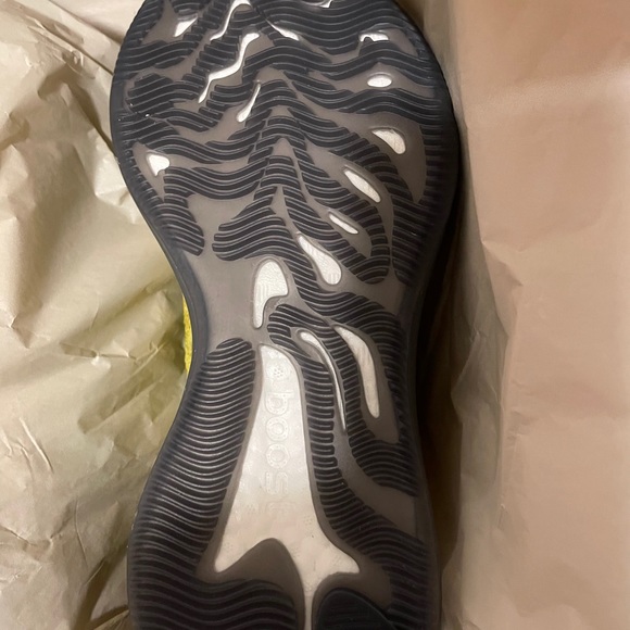 Yeezy Boost 380 Hylte main image 8